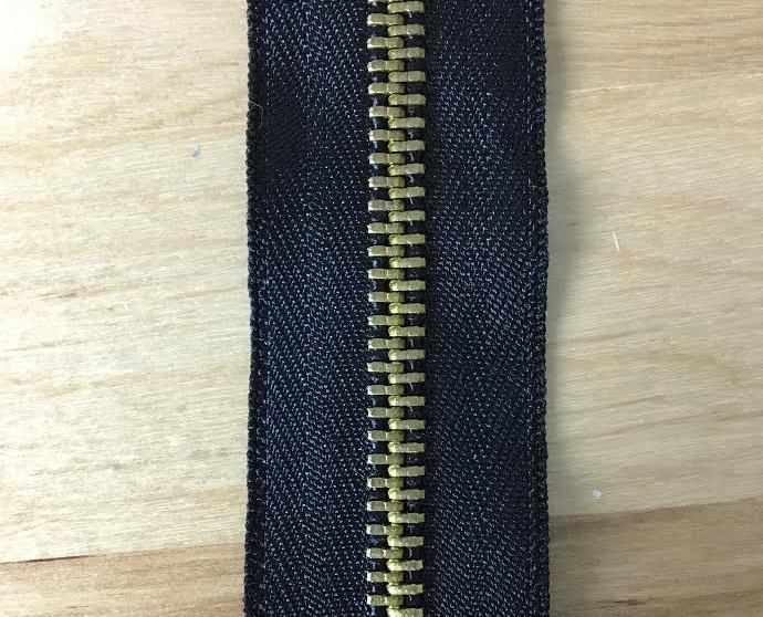 Leekayer 12 Inch Nylon Zippers 3# Coil Zippers 30 cm Closed End Zippers for Sewing Crafts Dress,Pillow,Bags,Mattress,Cushion Zippers 20 Colors Mixed Bulk 80PCS 